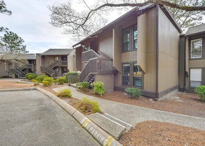 Golf, Paddle & Fish! Pinehurst Lake Condo